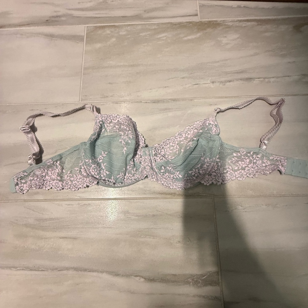 Wacoal Lace Underwire Bralette